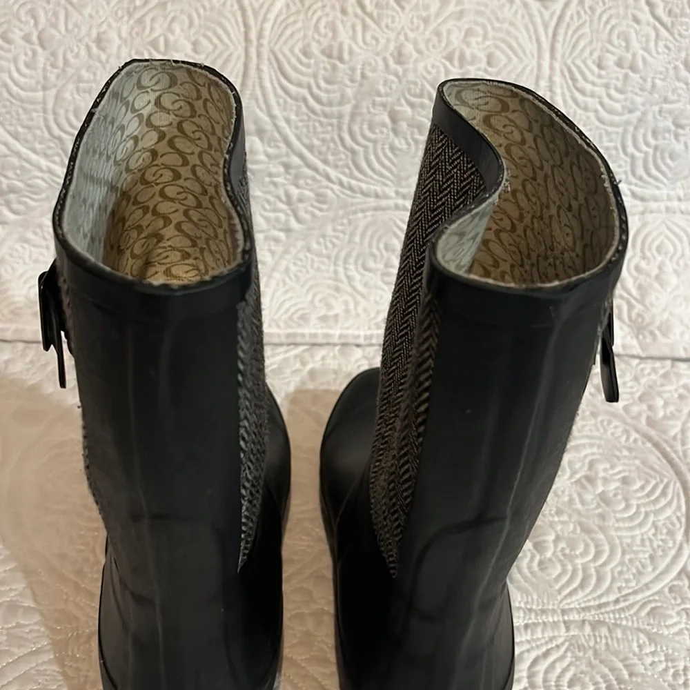 Chooka‎ boots, size 6